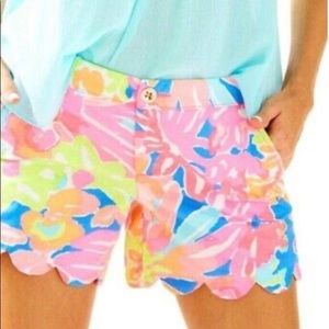 LILLY PULITZER BUTTERCUP SCALLOP HEM SHORTS